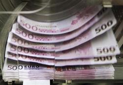 455 milliards d'euros déposés auprès de la BCE 455 milliards d'euros déposés auprès de la BCE