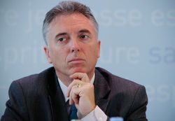 "L'équilibre de l'assurance-maladie est à notre portée" "L'équilibre de l'assurance-maladie est à notre portée"