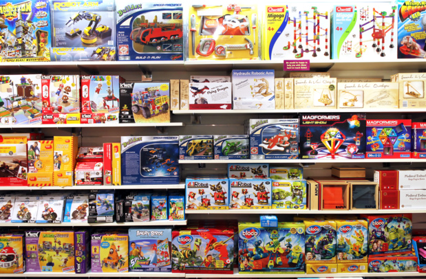 Crédit : magasin de jouet par Shutterstock Crédit : magasin de jouet par Shutterstock