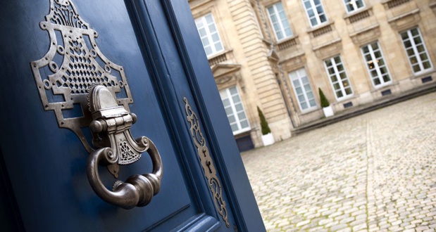 La banque privée traditionnelle est-elle vouée à disparaître ? La banque privée traditionnelle est-elle vouée à disparaître ?