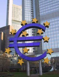 La BCE revient à un taux directeur à 1%