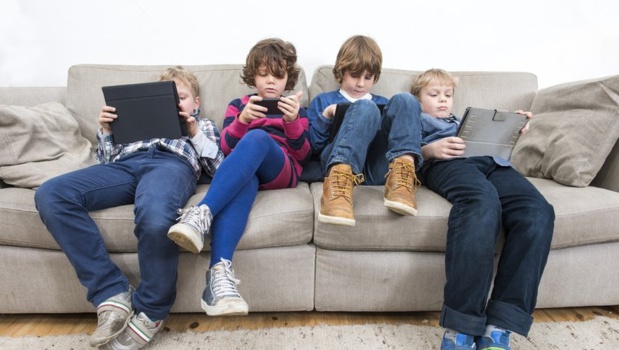 La sédentarité, si attractive mais si nocive ! La sédentarité, si attractive mais si nocive !