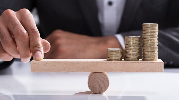 Pour 63 % des entrepreneurs et professionnels, la gestion financière est trop compliquée Pour 63 % des entrepreneurs et professionnels, la gestion financière est trop compliquée