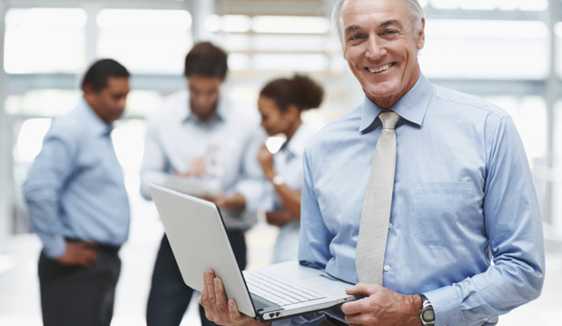 56,1 % des seniors occupent un emploi en 2021 56,1 % des seniors occupent un emploi en 2021