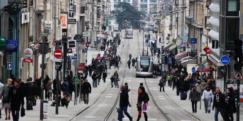 32 % des Français estiment que leur centre-ville est en déclin