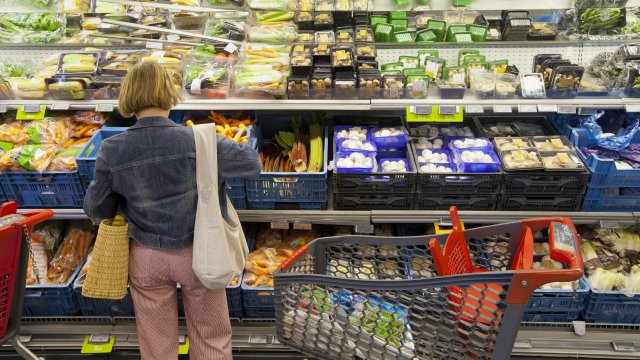 Comment les Français adaptent leurs habitudes face à l'inflation ?